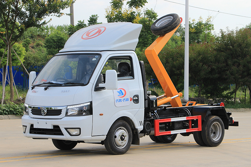 國(guó)六東風(fēng)途逸 2-3方 勾臂垃圾車